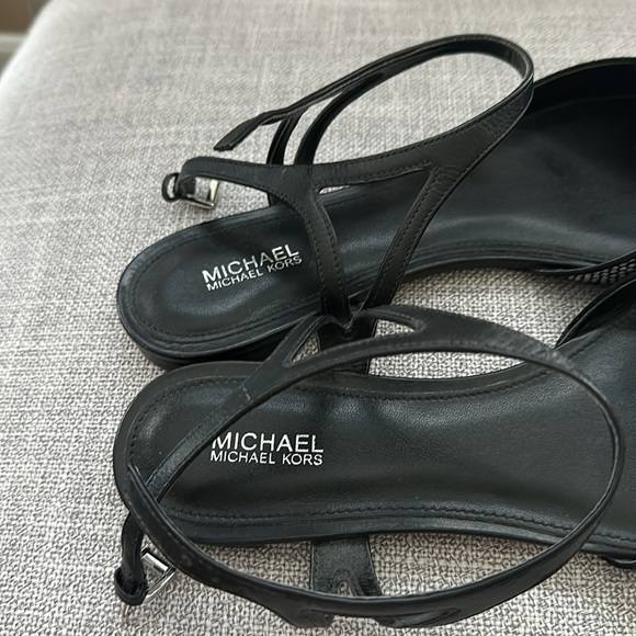 Michael Michael Kors strap Ciara Flats- size 9.5 - Picture 4 of 17